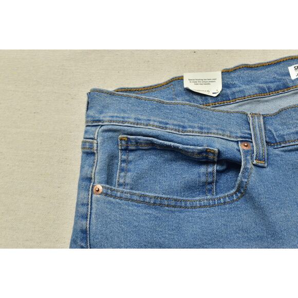 Signature by Levi's Women's Blue High-Rise Loose Straight Jeans Plus 24 NEW - Picture 4 of 8